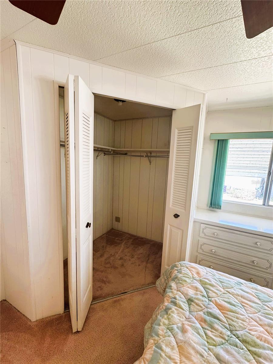 511 HAWTHORNE BLVD, LEESBURG, FL, 34748