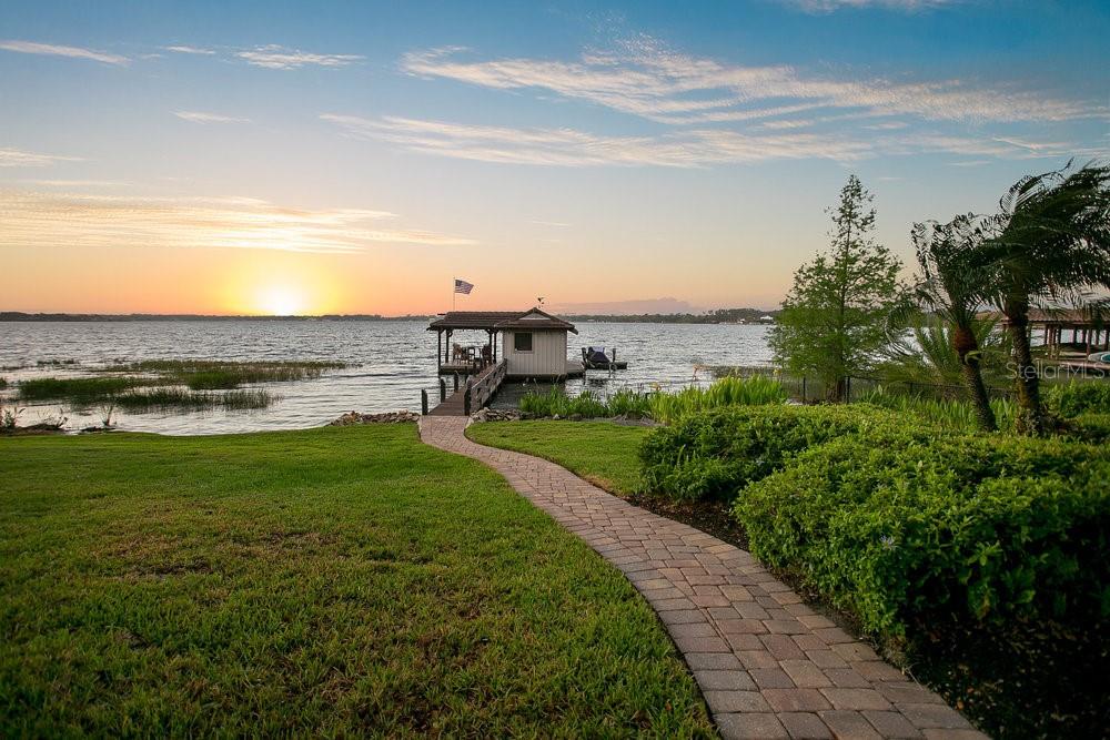 10577 DOWN LAKEVIEW CIR, WINDERMERE, FL, 34786