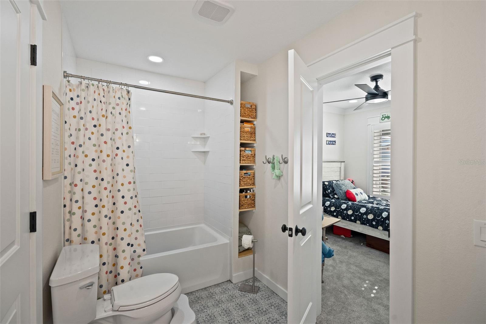 26384 MONDON HILL RD, BROOKSVILLE, FL, 34601