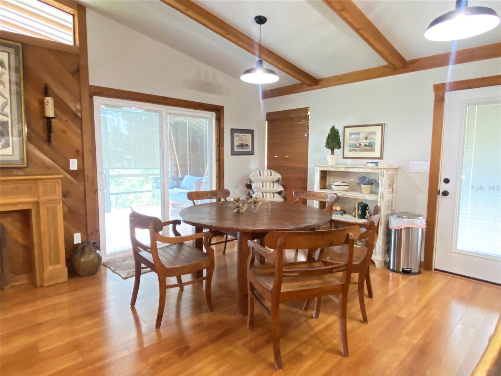 170 LITTLE ORANGE LAKE DR, HAWTHORNE, FL, 32640