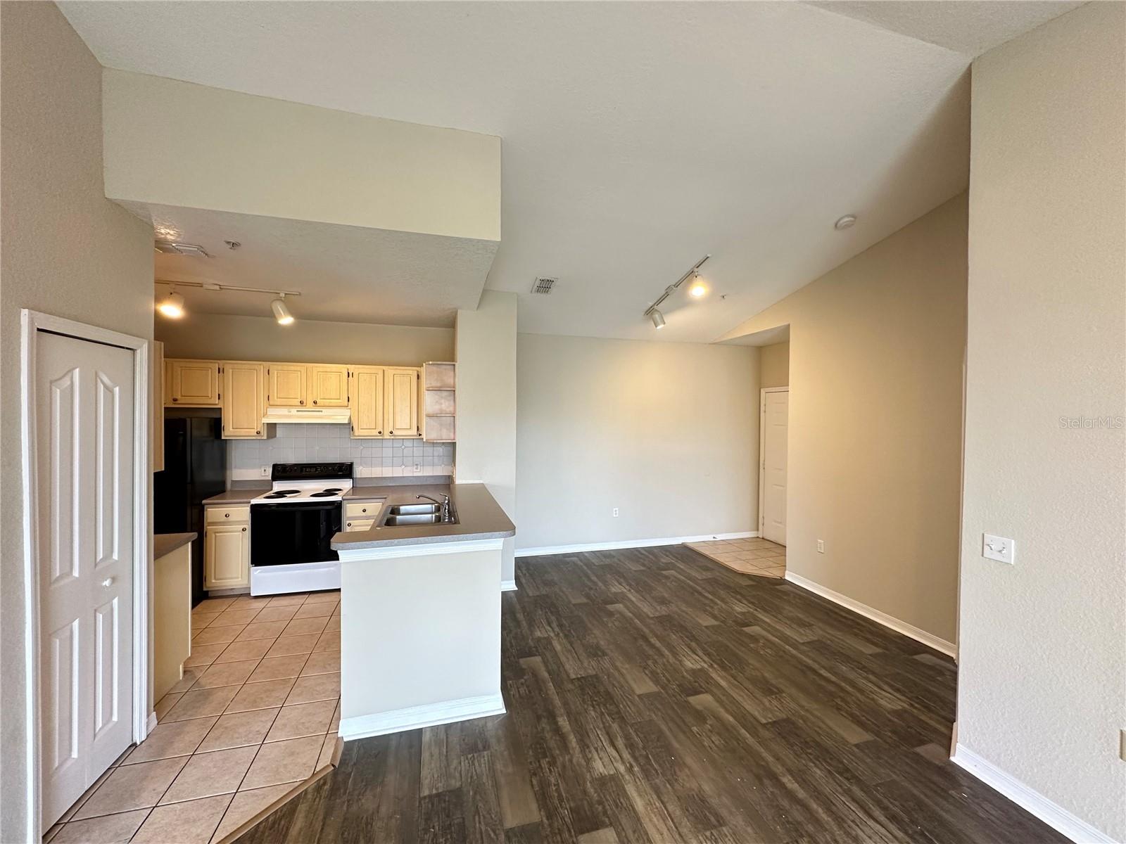 1175 LAKE SHADOW CIR #4301, MAITLAND, FL, 32751
