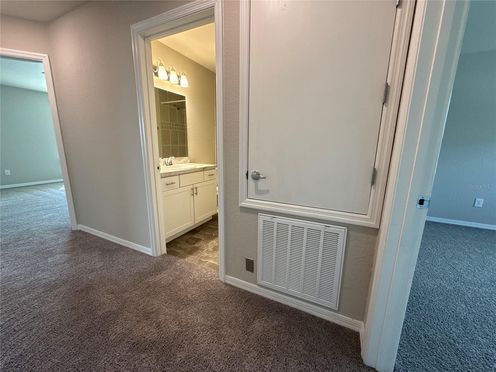 9015 SE 41ST COURT RD, OCALA, FL, 34480