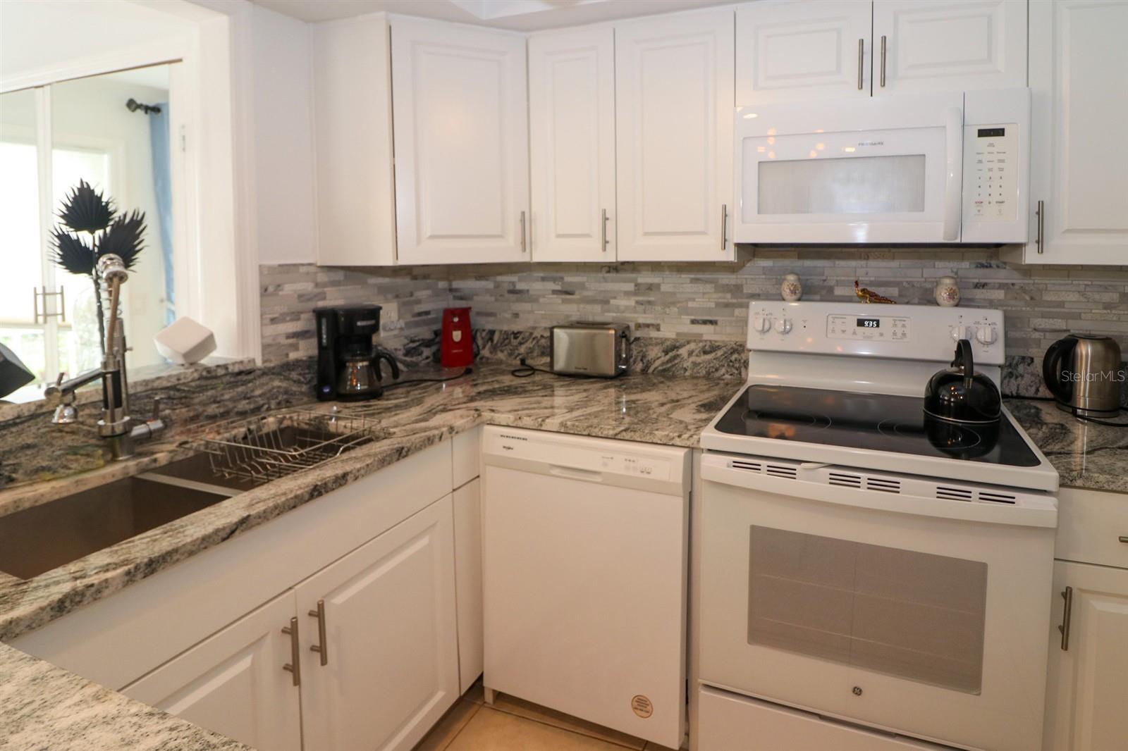 4158 TAMIAMI TRL #G1, PORT CHARLOTTE, FL, 33952