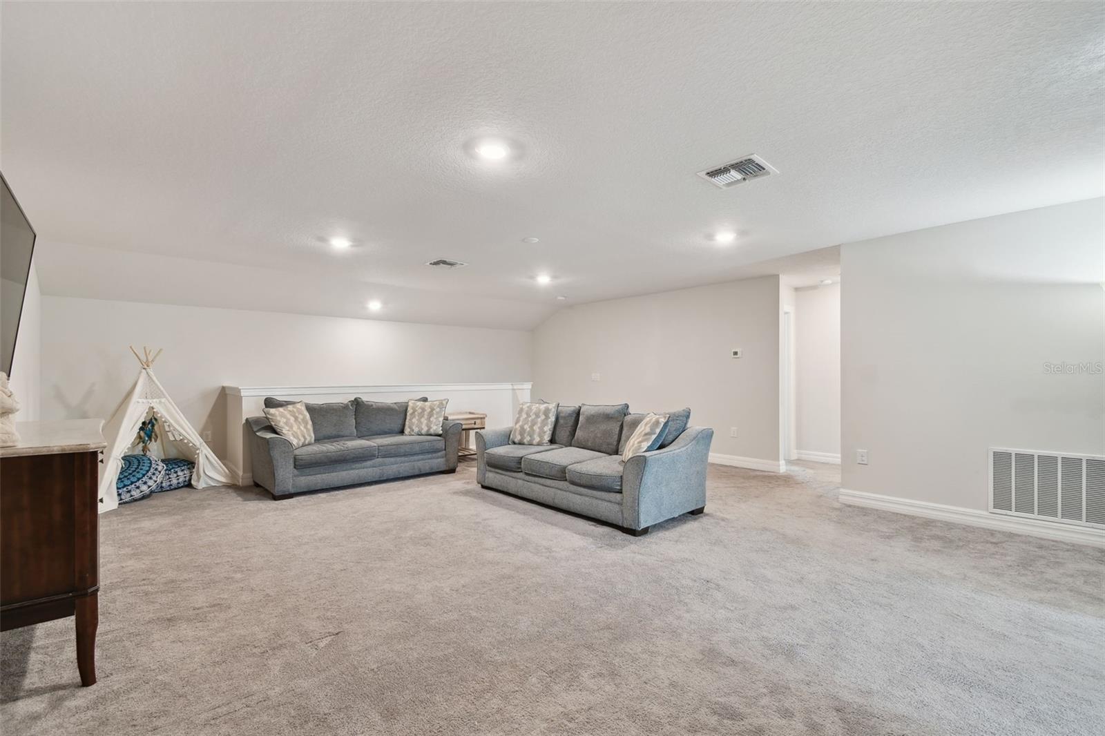 31643 COLADA DRIFT WAY, WESLEY CHAPEL, FL, 33545