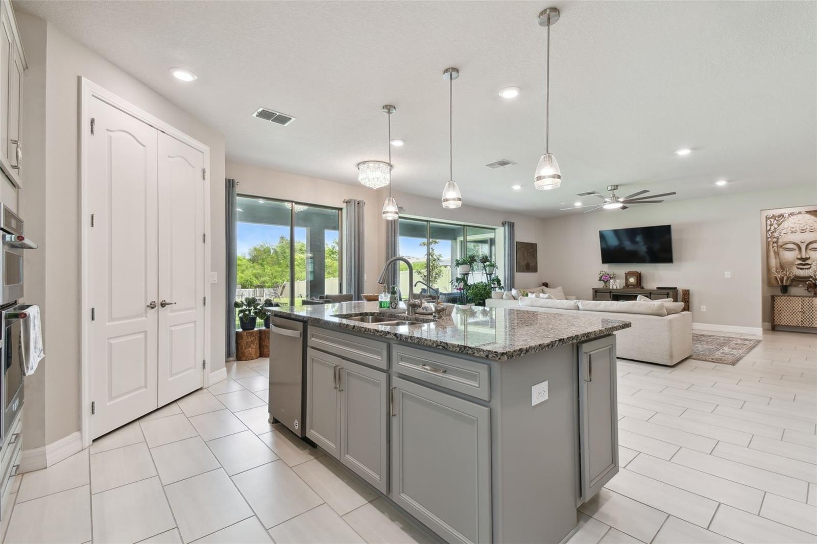 31643 COLADA DRIFT WAY, WESLEY CHAPEL, FL, 33545