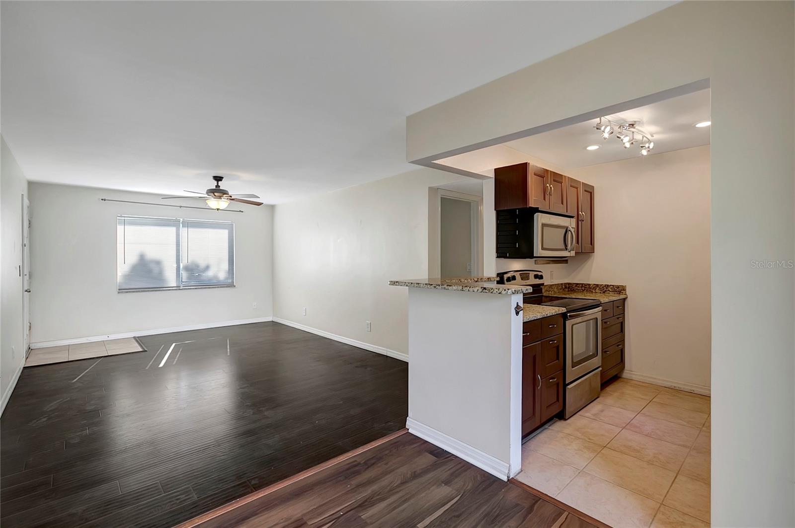 3206 W AZEELE ST #126, TAMPA, FL, 33609
