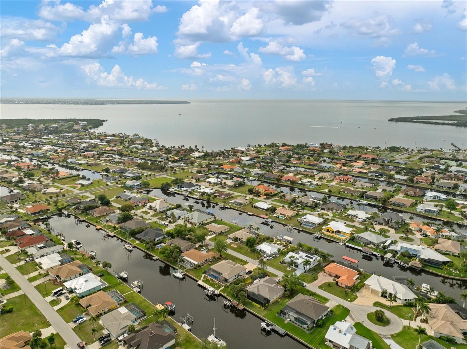 121 COLONIAL ST SW, PORT CHARLOTTE, FL, 33952