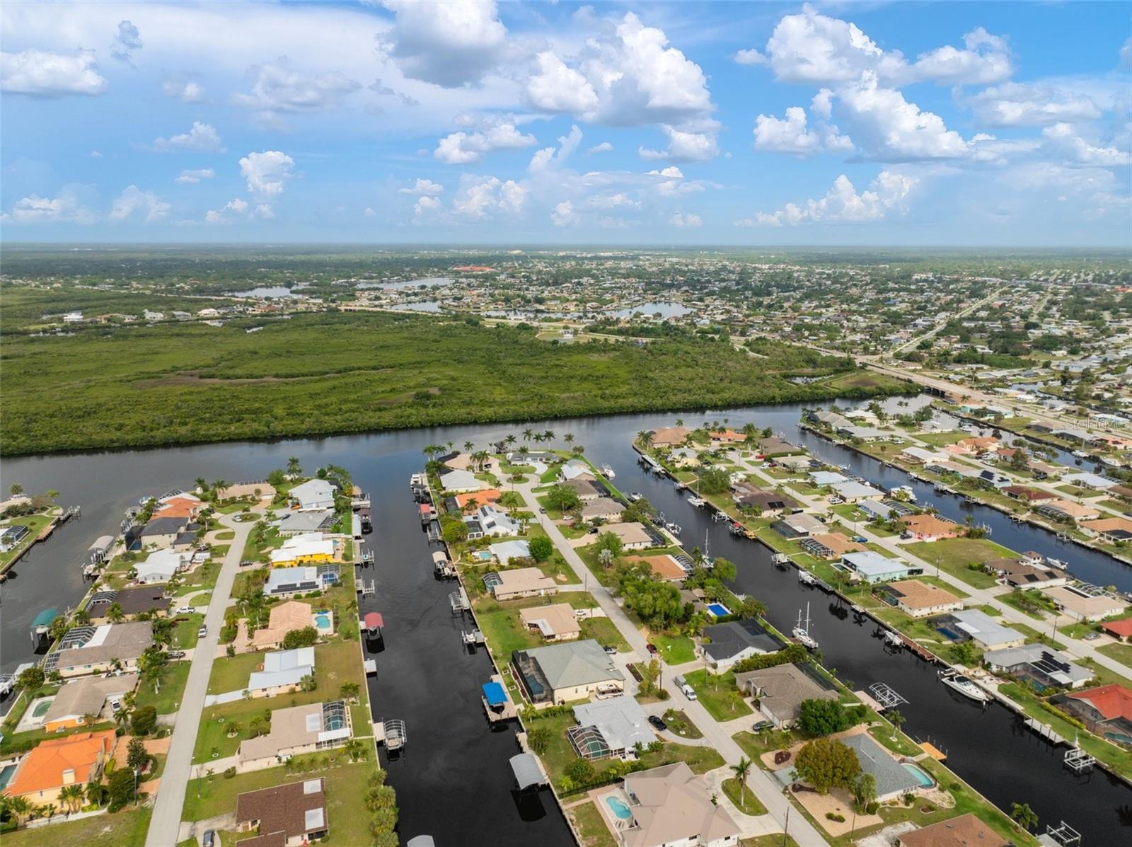 121 COLONIAL ST SW, PORT CHARLOTTE, FL, 33952