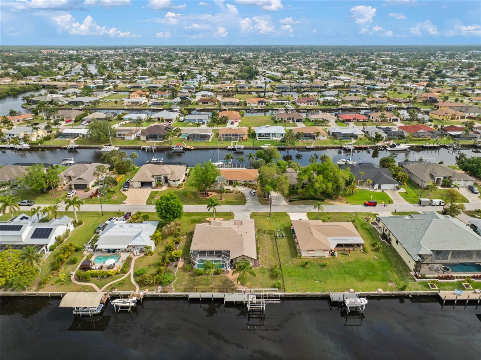 121 COLONIAL ST SW, PORT CHARLOTTE, FL, 33952