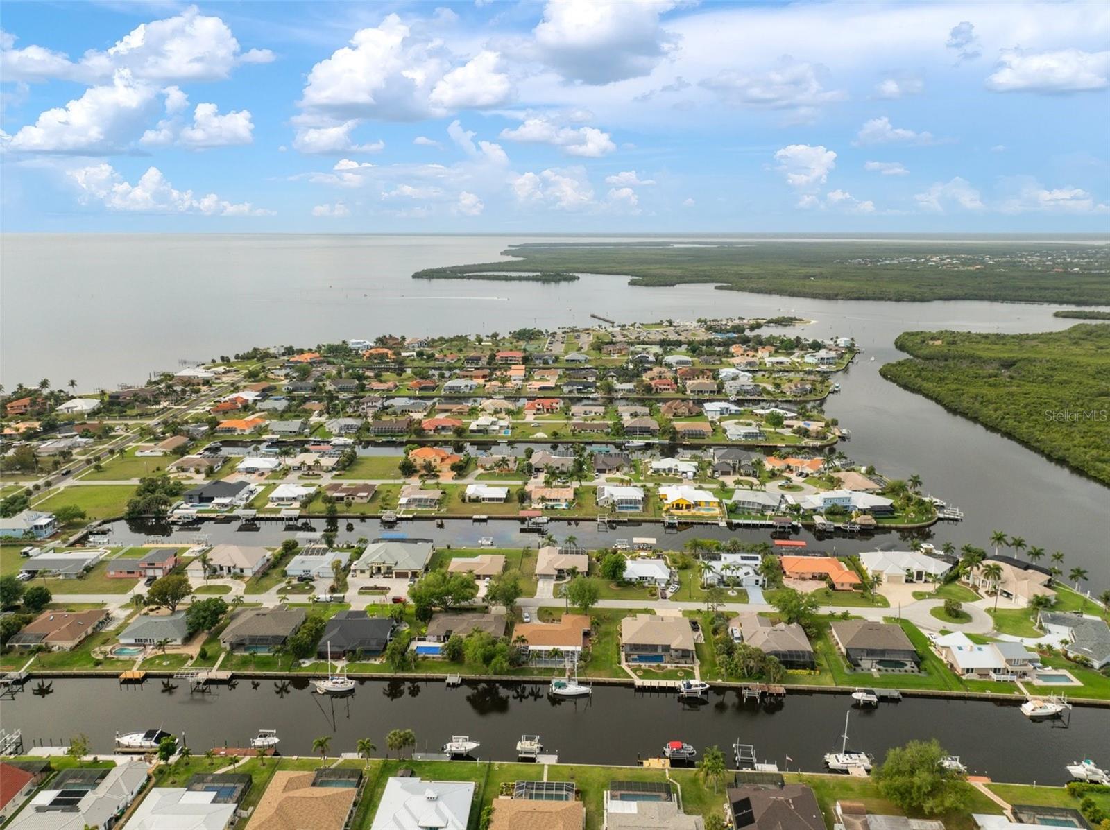 121 COLONIAL ST SW, PORT CHARLOTTE, FL, 33952
