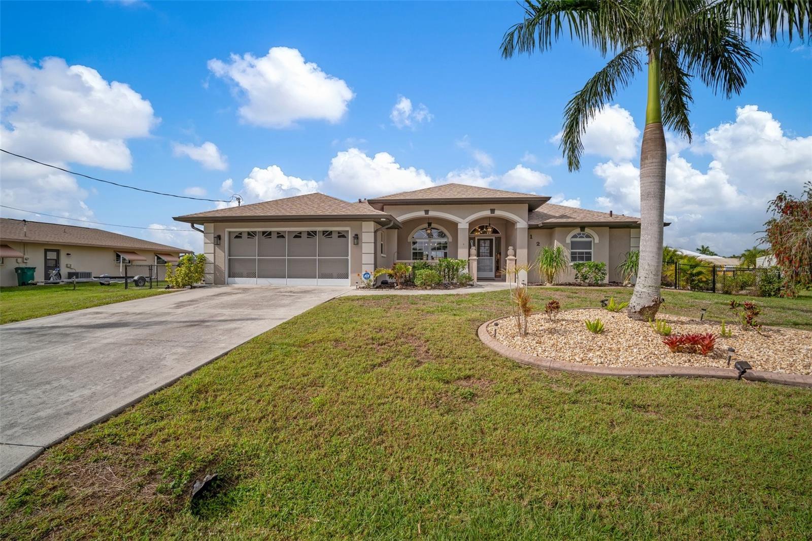 121 COLONIAL ST SW, PORT CHARLOTTE, FL, 33952