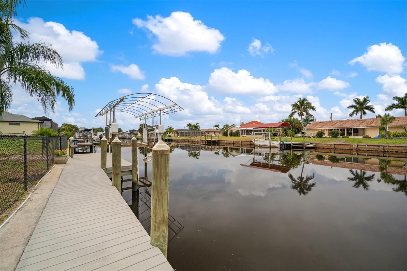 121 COLONIAL ST SW, PORT CHARLOTTE, FL, 33952