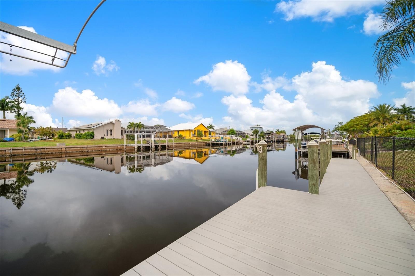 121 COLONIAL ST SW, PORT CHARLOTTE, FL, 33952