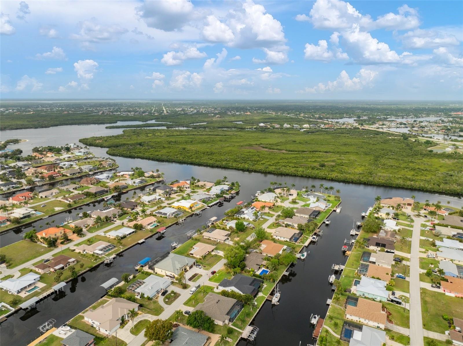 121 COLONIAL ST SW, PORT CHARLOTTE, FL, 33952