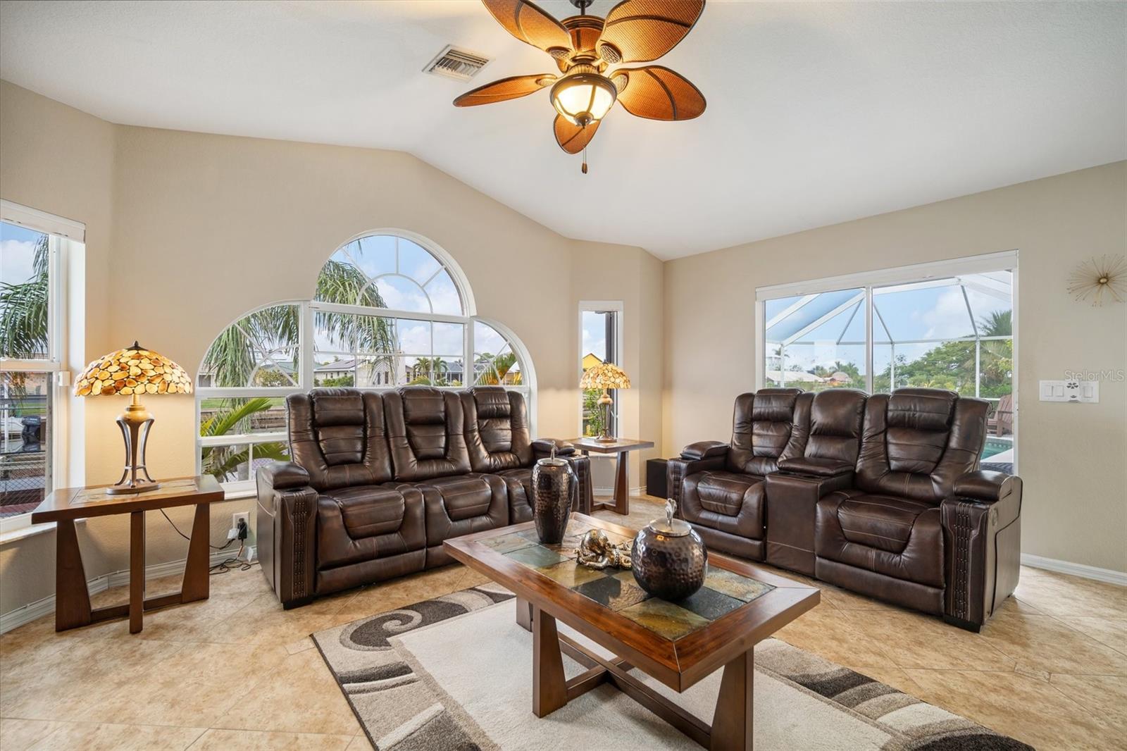 121 COLONIAL ST SW, PORT CHARLOTTE, FL, 33952