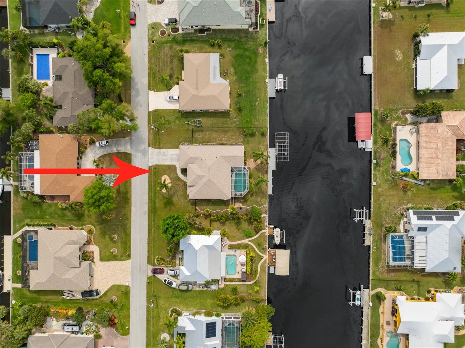 121 COLONIAL ST SW, PORT CHARLOTTE, FL, 33952
