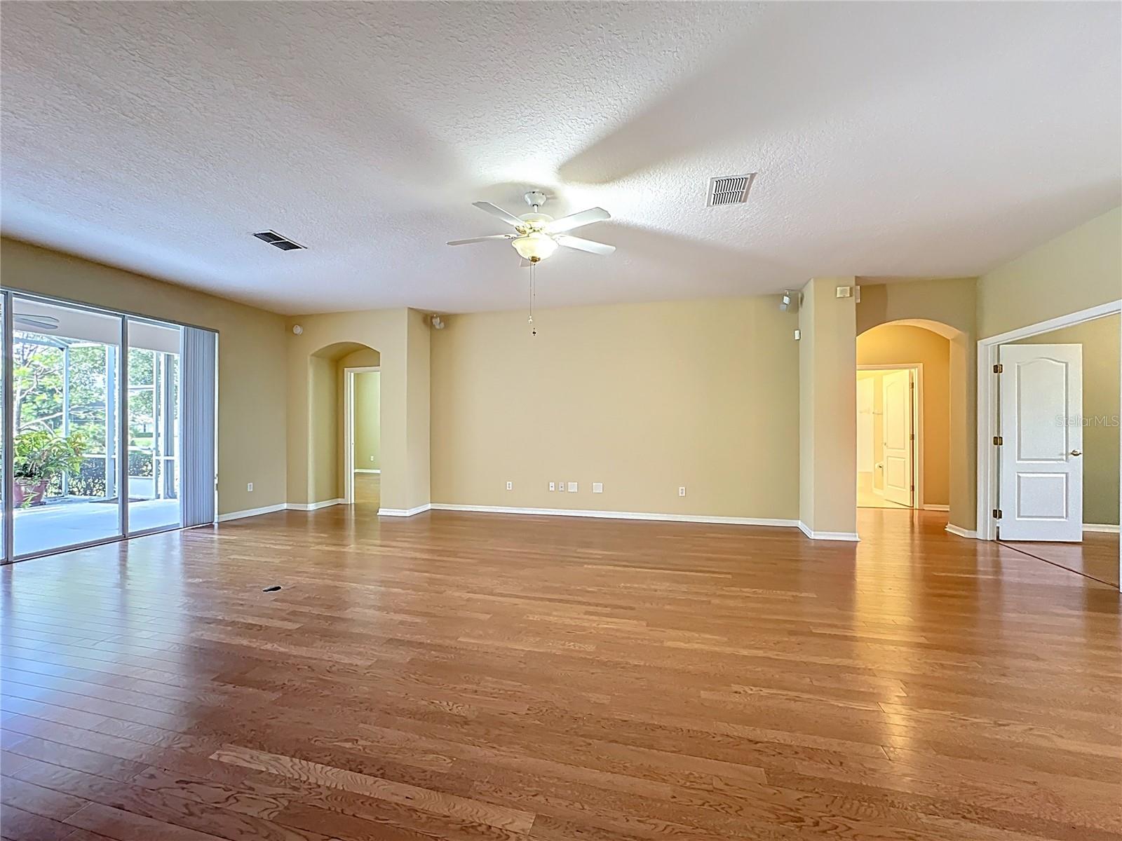 2409 TWICKINGHAM CT, CLERMONT, FL, 34711