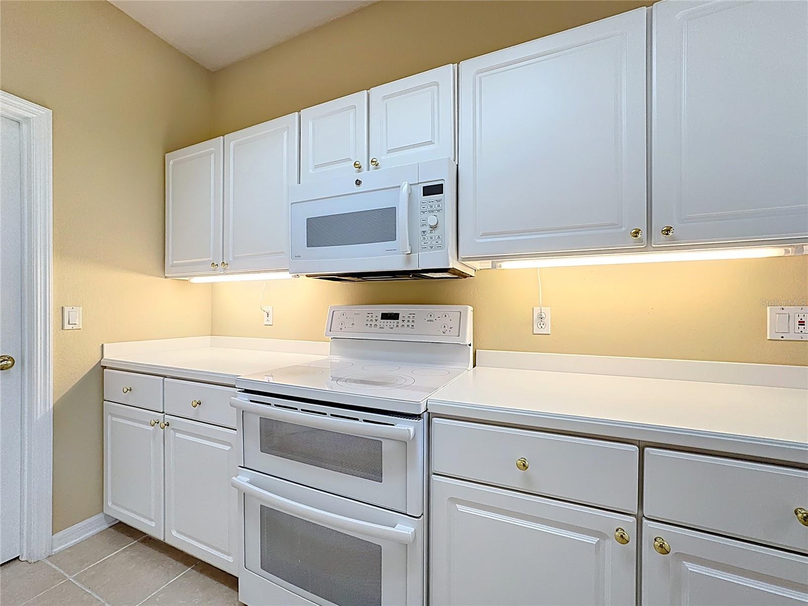2409 TWICKINGHAM CT, CLERMONT, FL, 34711