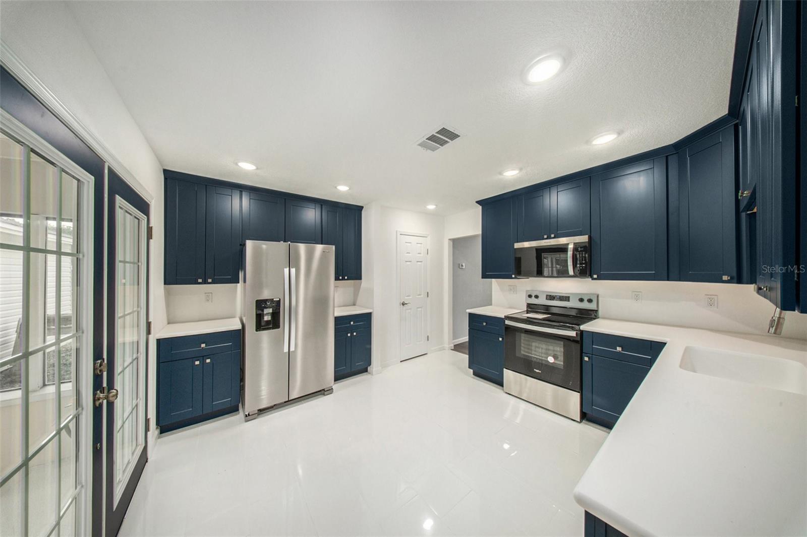 311 NE 5TH AVE, MULBERRY, FL, 33860