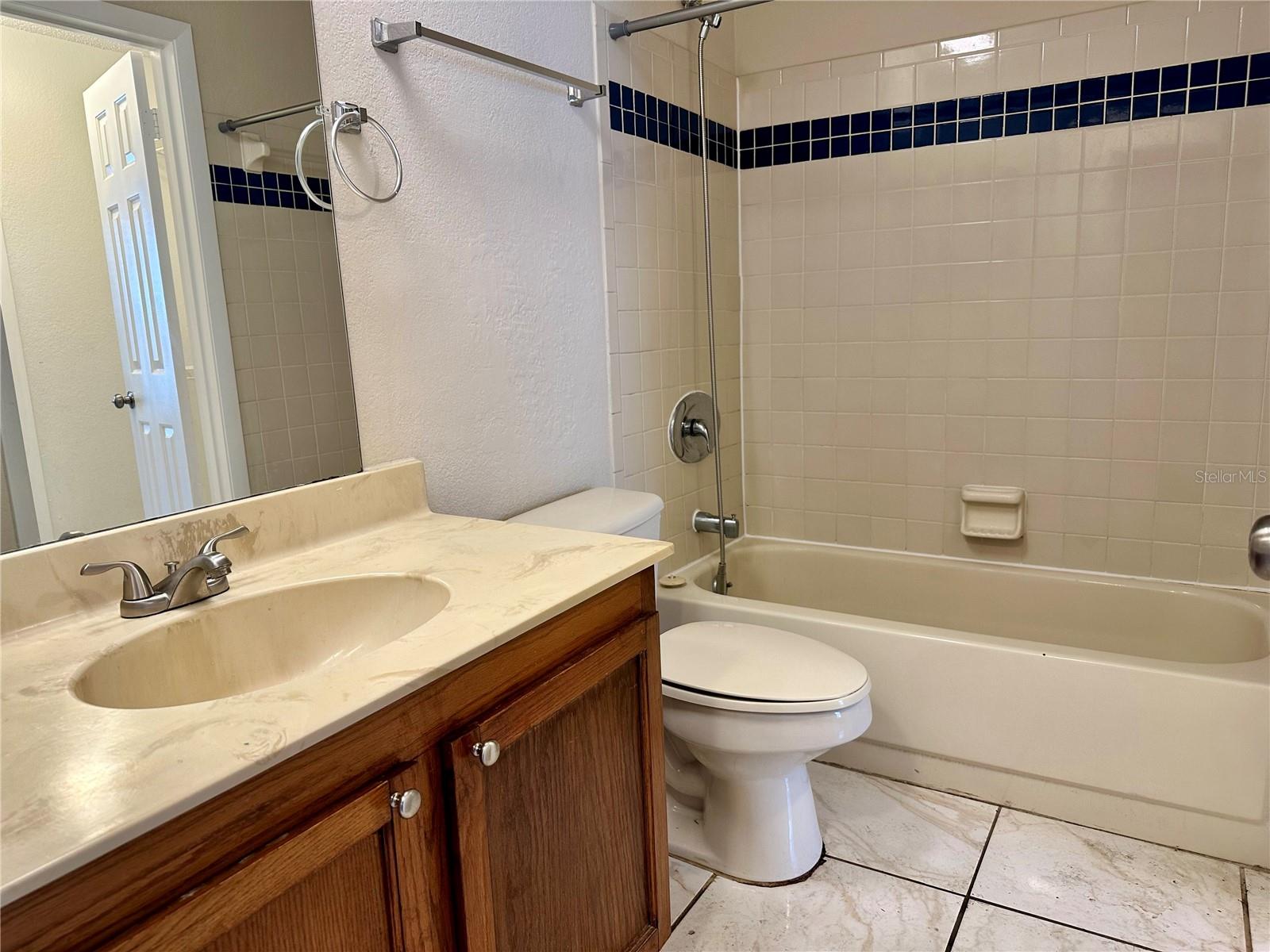 4010 VERSAILLES DR #4010C, ORLANDO, FL, 32808