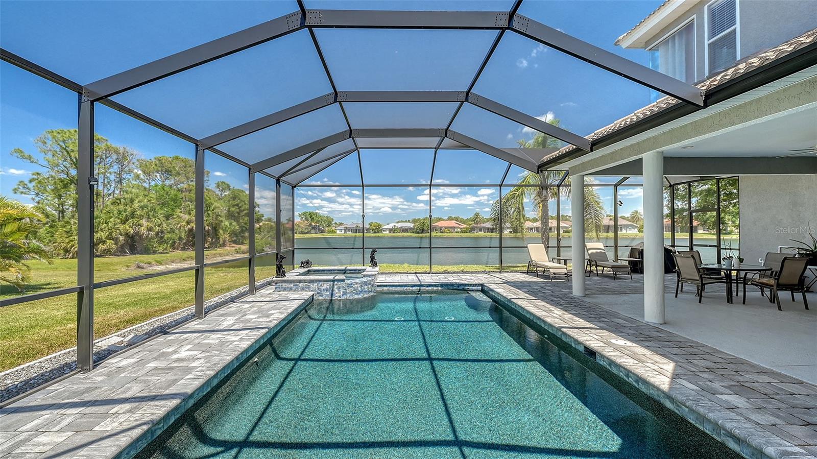 A4647633 Property Photo
