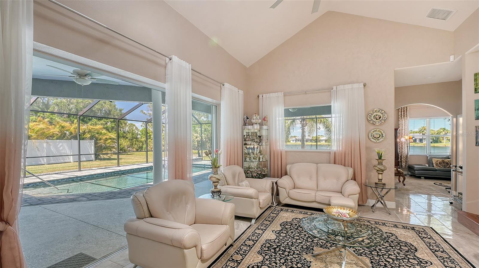 A4647633 Property Photo