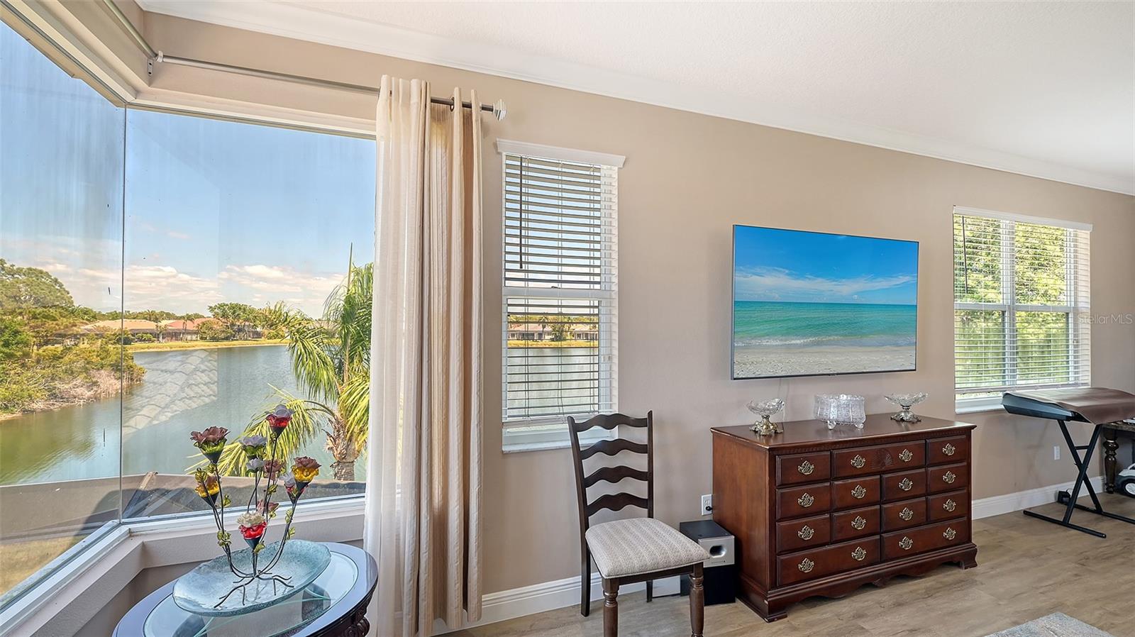 A4647633 Property Photo