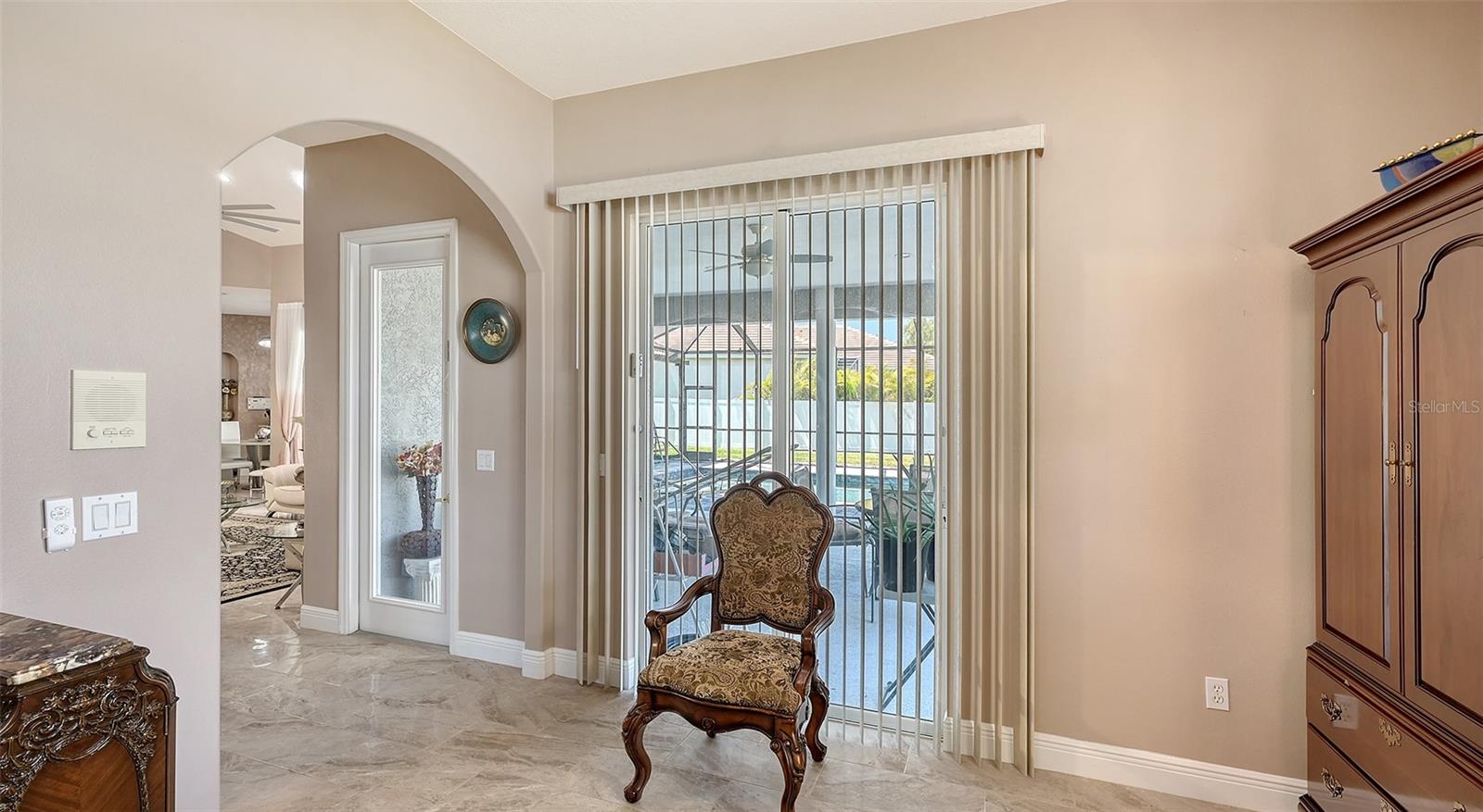 A4647633 Property Photo