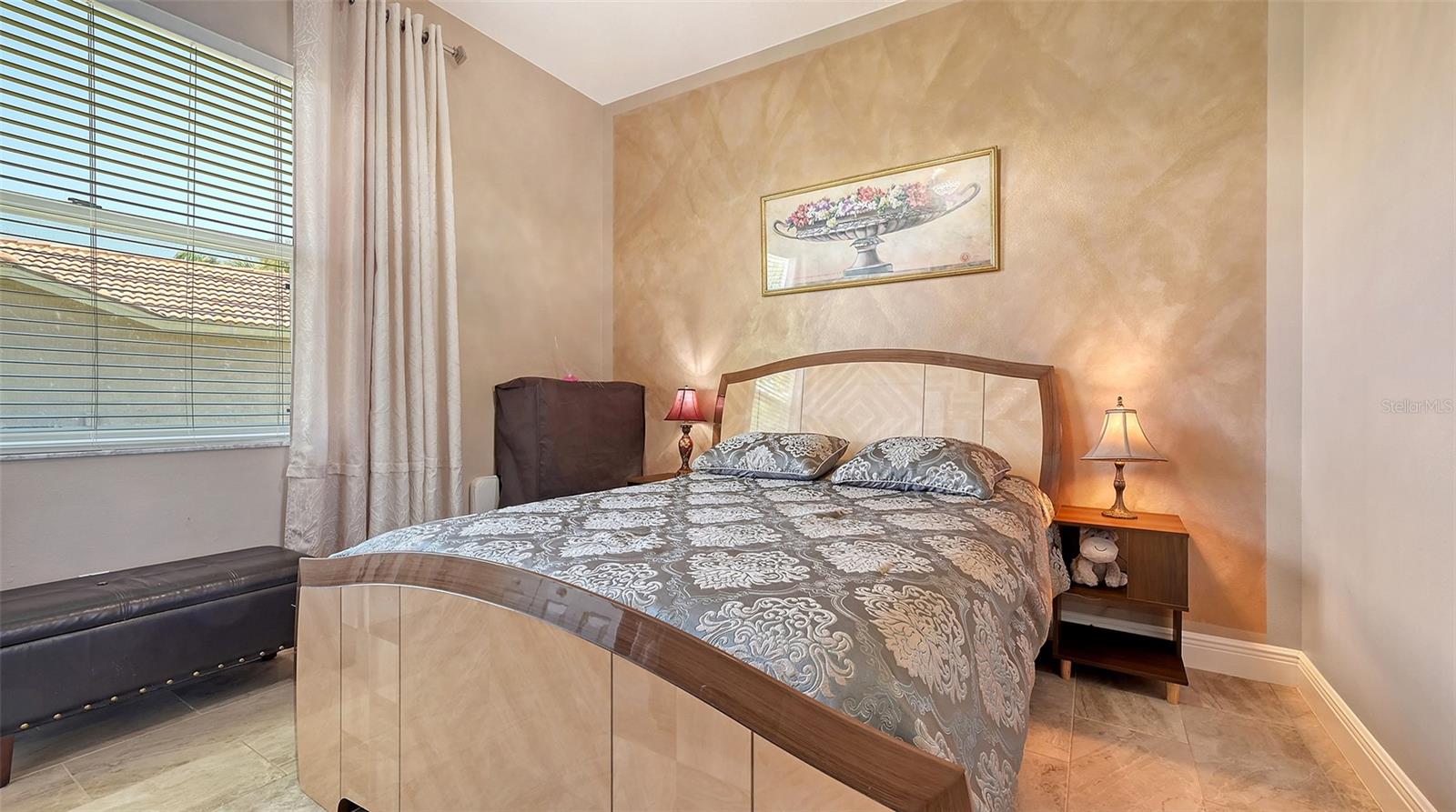 A4647633 Property Photo