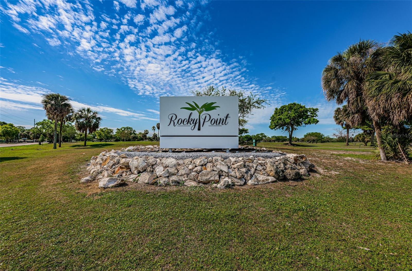 3918 VERSAILLES DR, TAMPA, FL, 33634