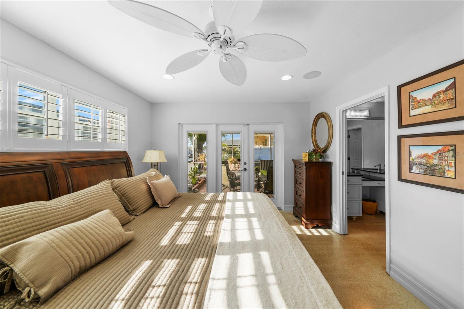 3918 VERSAILLES DR, TAMPA, FL, 33634