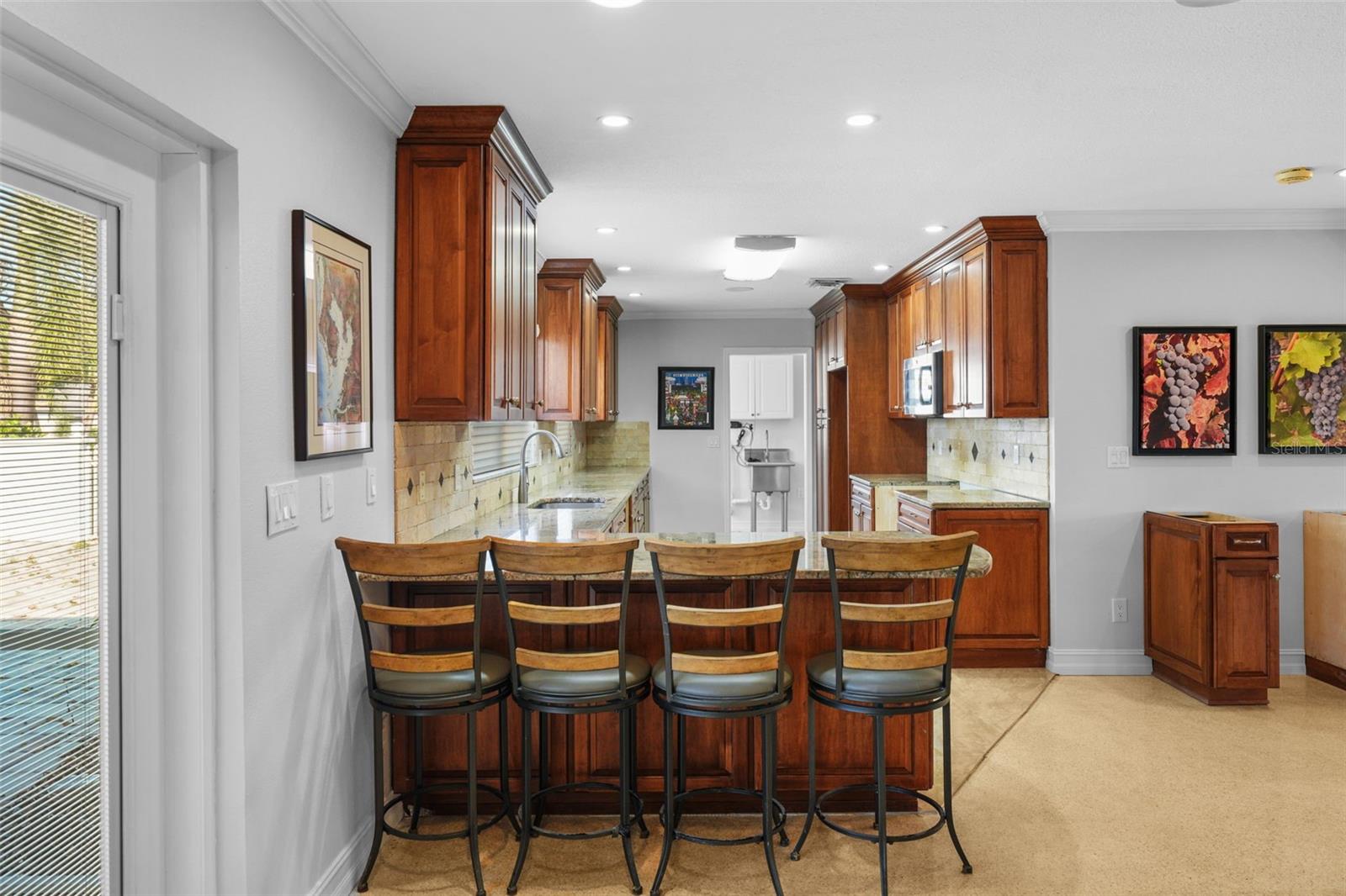 3918 VERSAILLES DR, TAMPA, FL, 33634