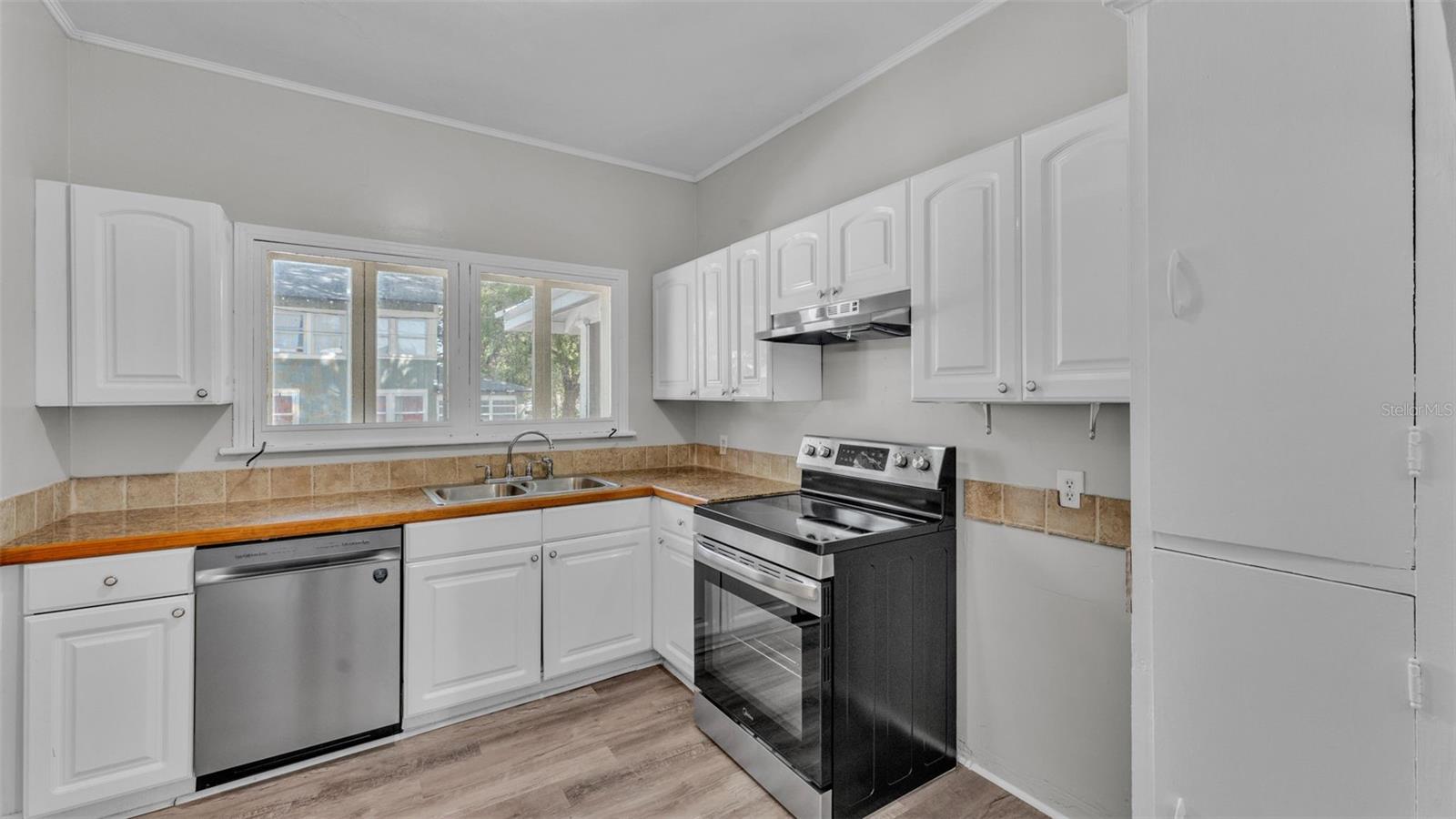 2203 AVENUE F NW, WINTER HAVEN, FL, 33880