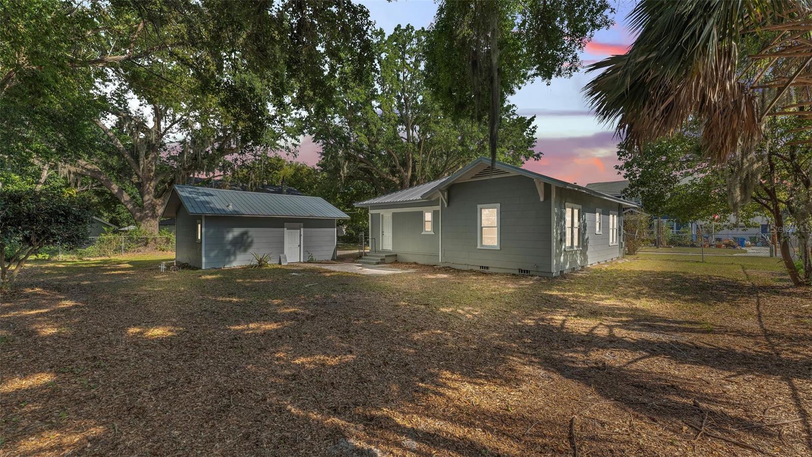 2203 AVENUE F NW, WINTER HAVEN, FL, 33880