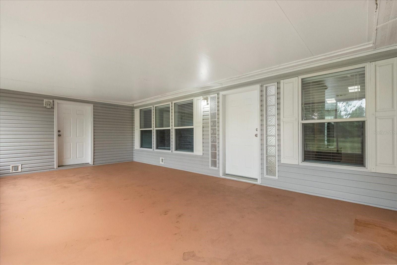 10809 CEDAR COVE DRIVE, THONOTOSASSA, FL, 33592