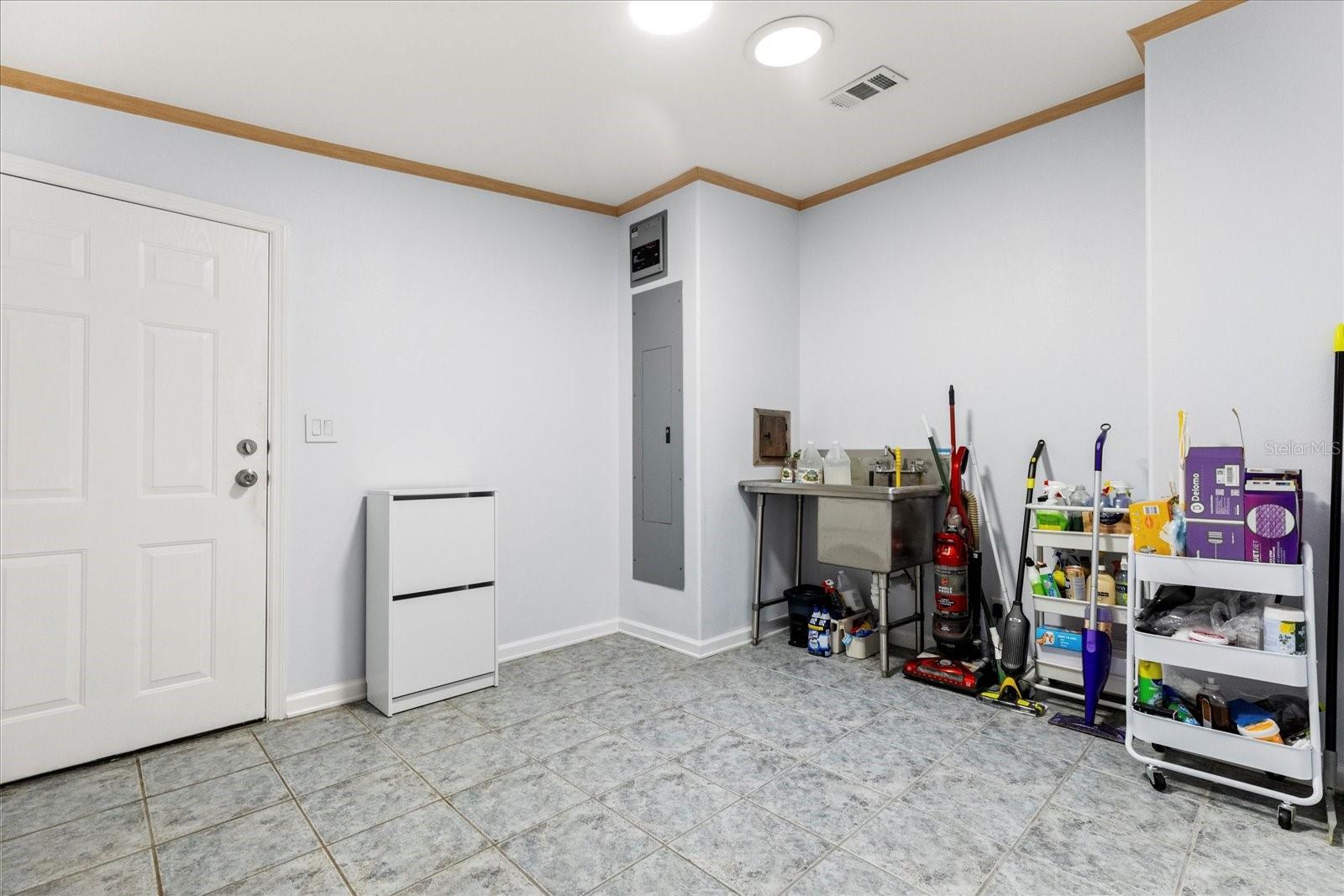 10809 CEDAR COVE DRIVE, THONOTOSASSA, FL, 33592