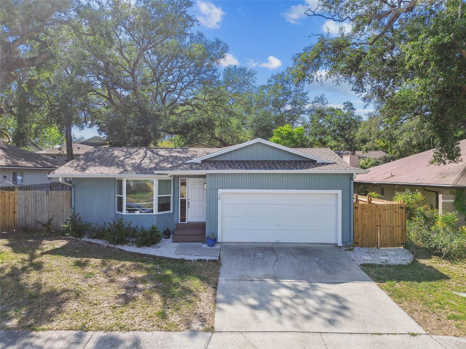 35 HARBOR OAKS CIR, SAFETY HARBOR, FL, 34695