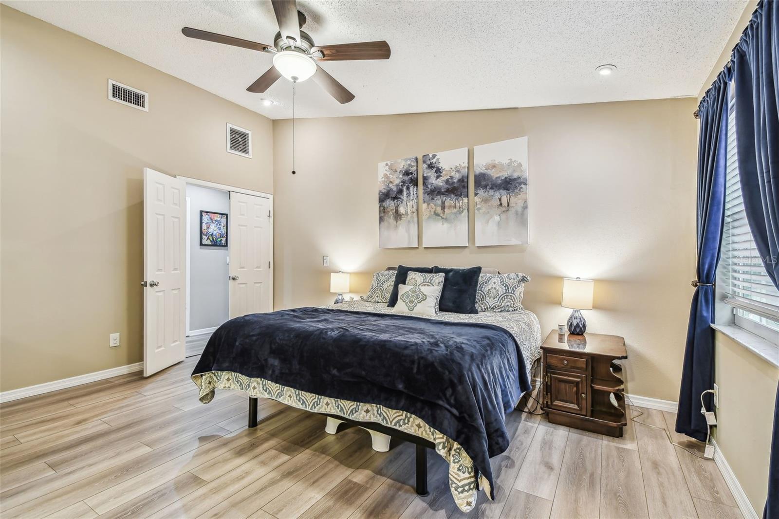 35 HARBOR OAKS CIR, SAFETY HARBOR, FL, 34695