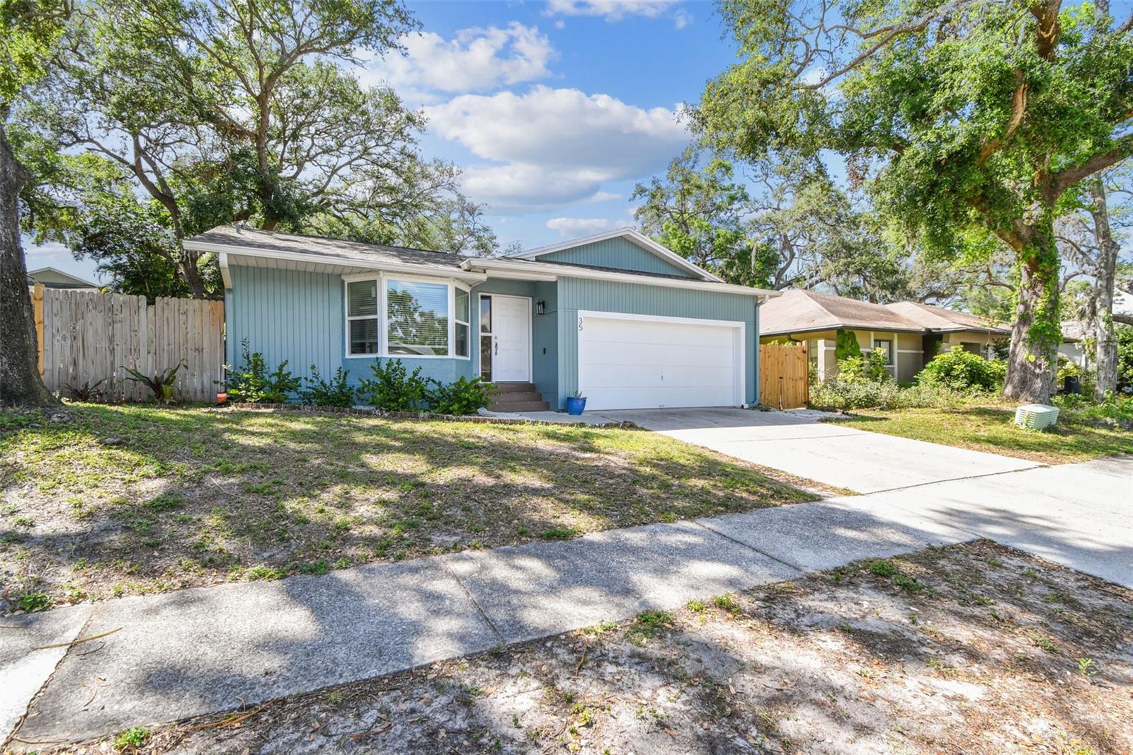 35 HARBOR OAKS CIR, SAFETY HARBOR, FL, 34695