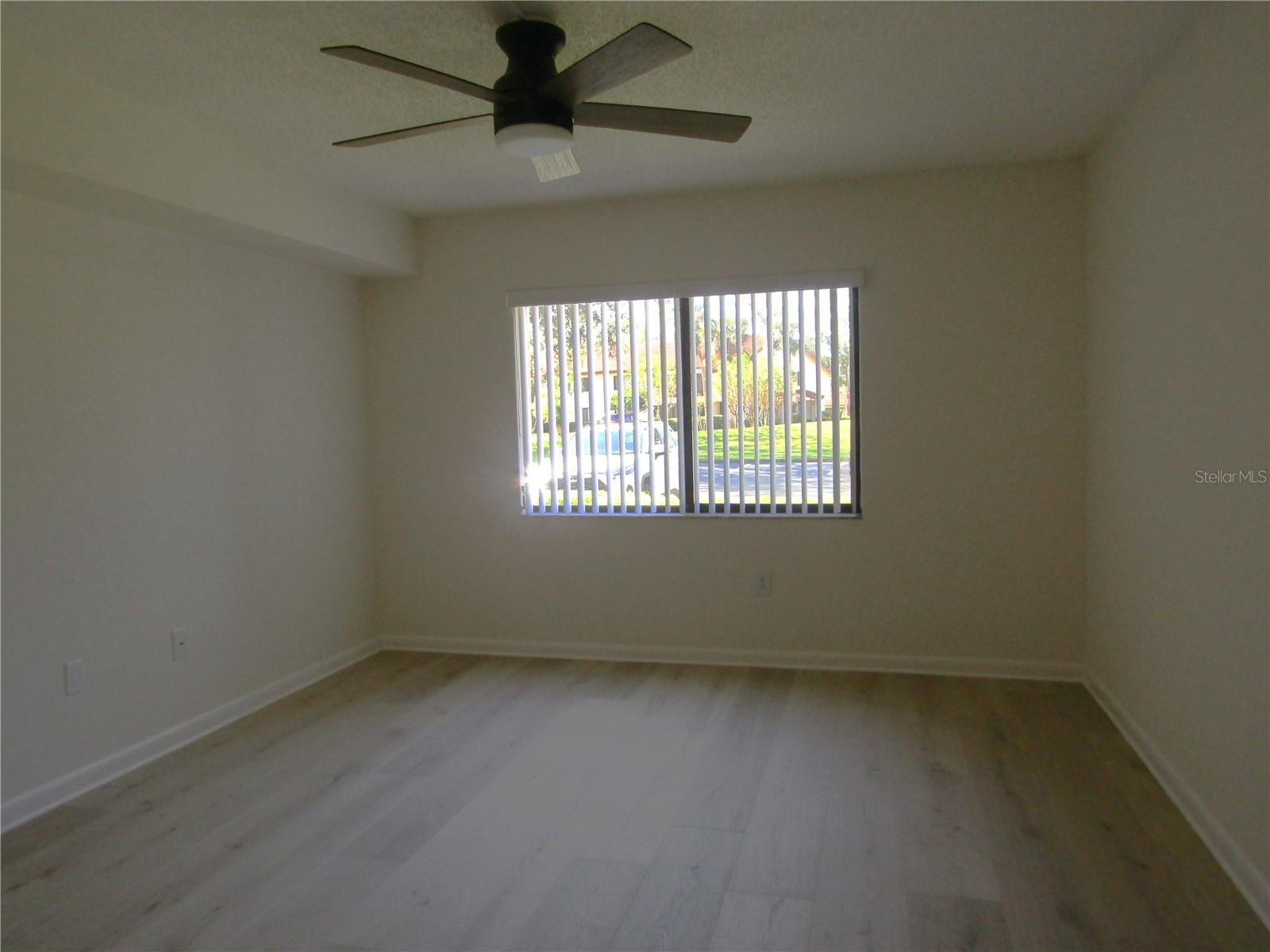 5715 GARDENS DR #102, SARASOTA, FL, 34243