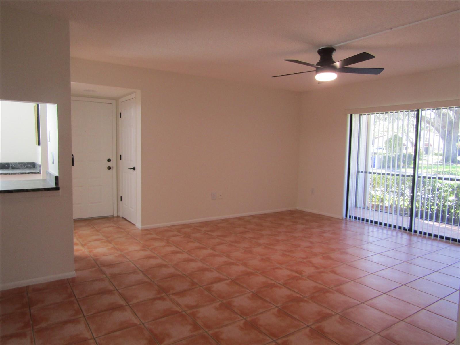 5715 GARDENS DR #102, SARASOTA, FL, 34243