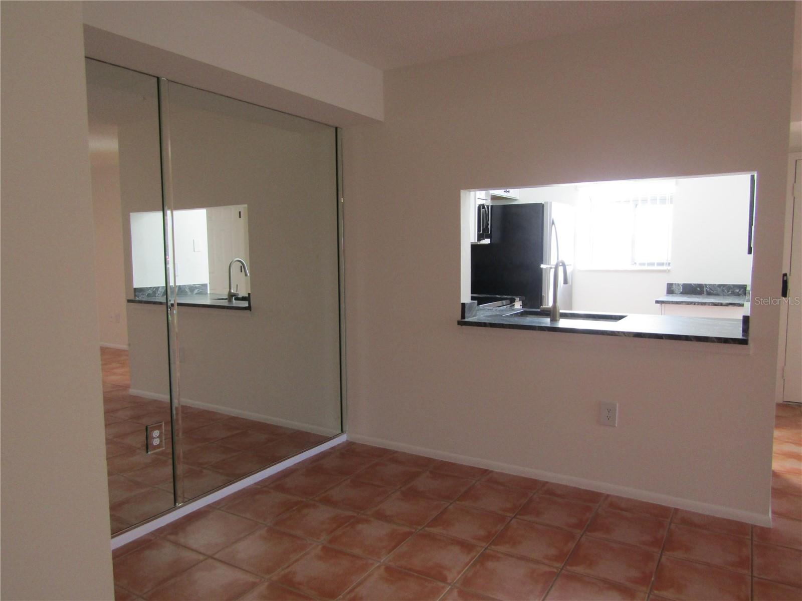 5715 GARDENS DR #102, SARASOTA, FL, 34243