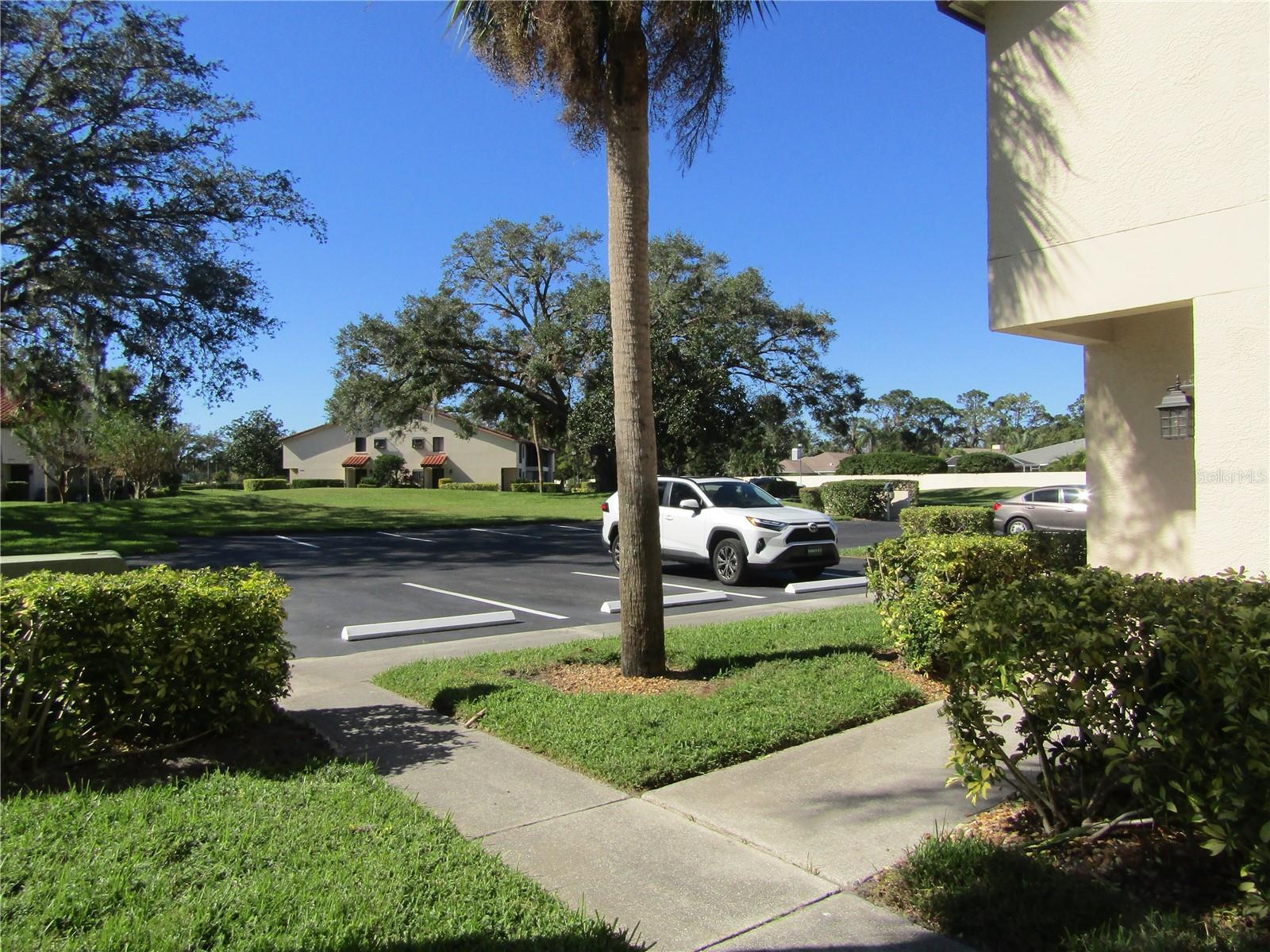 5715 GARDENS DR #102, SARASOTA, FL, 34243