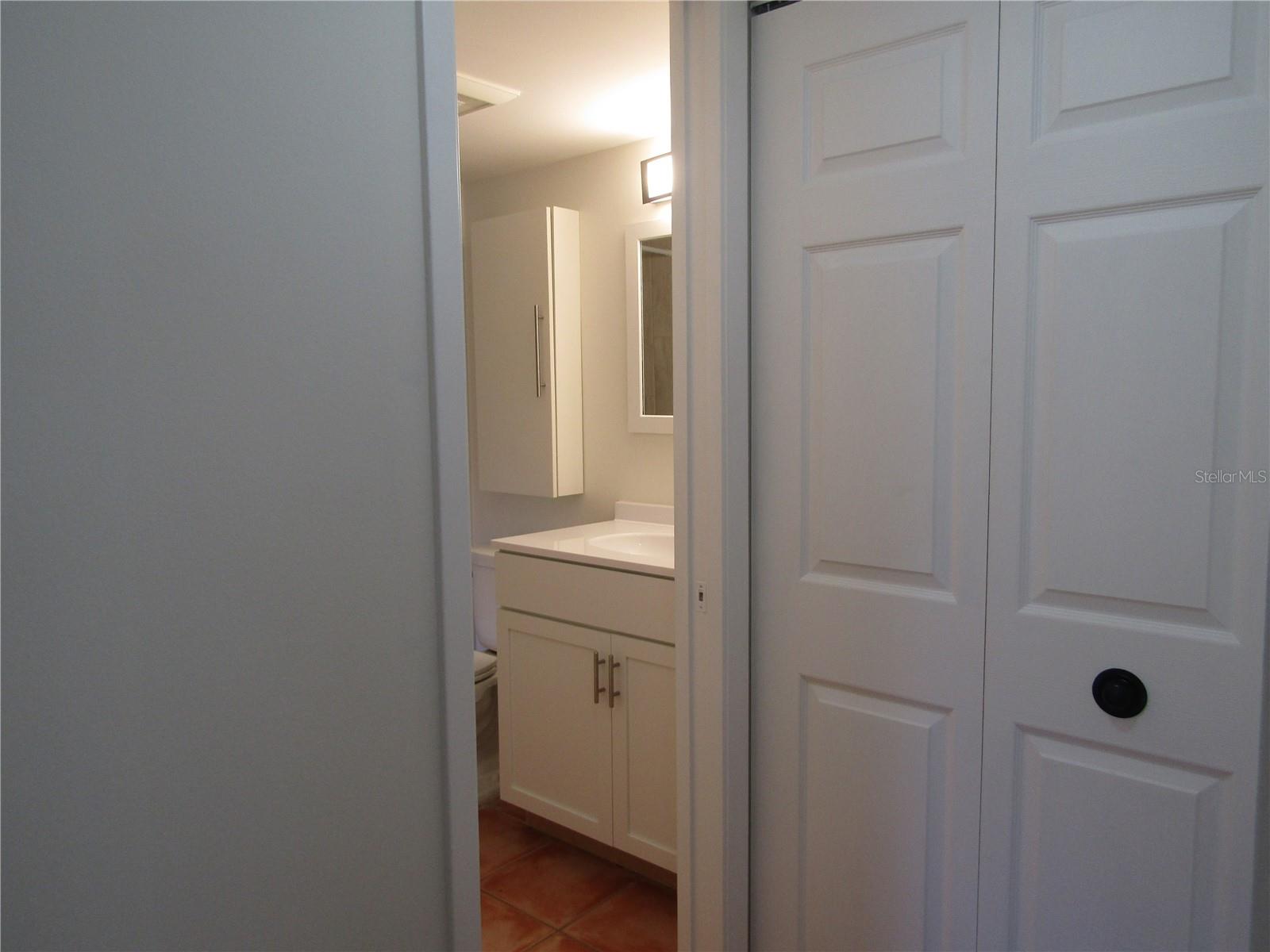 5715 GARDENS DR #102, SARASOTA, FL, 34243