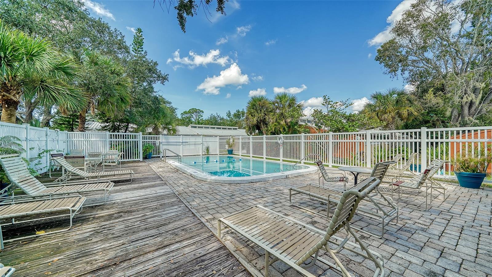 500 N JEFFERSON AVE #B-5, SARASOTA, FL, 34237