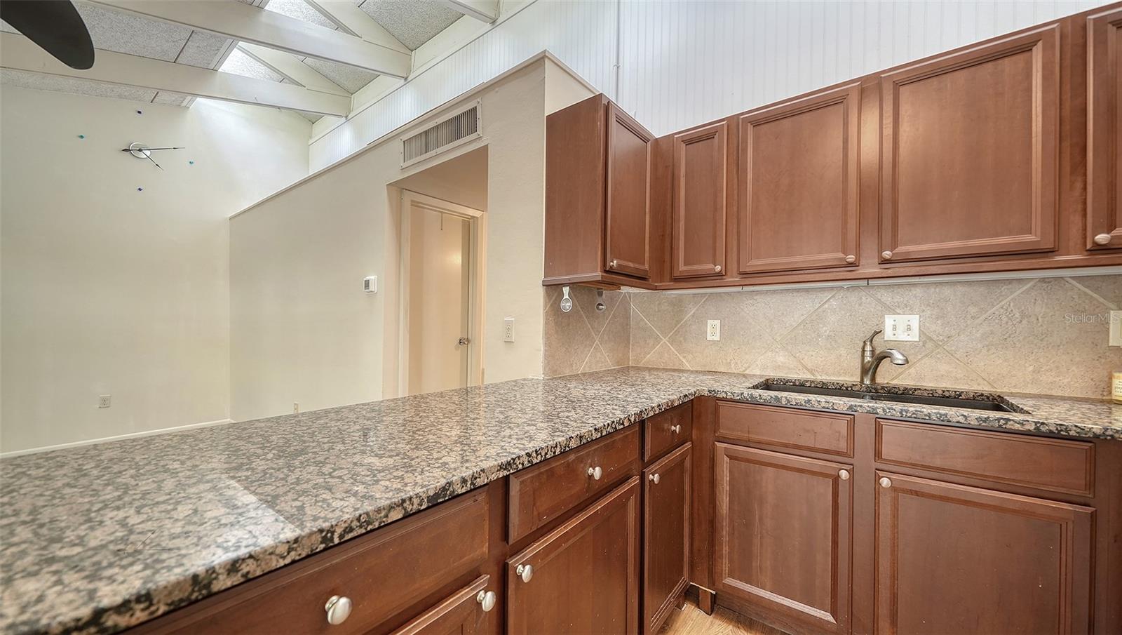 500 N JEFFERSON AVE #B-5, SARASOTA, FL, 34237