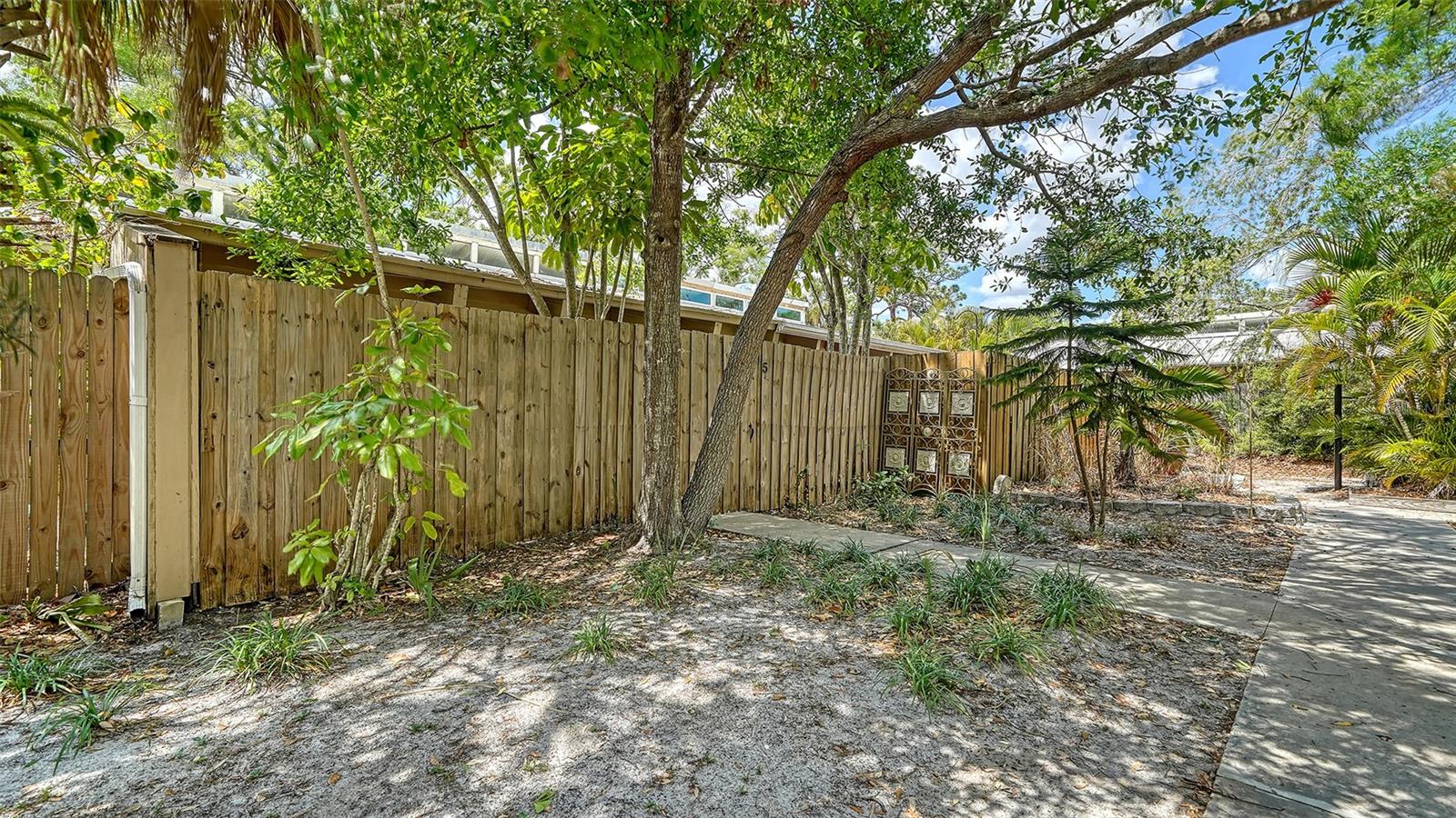 500 N JEFFERSON AVE #B-5, SARASOTA, FL, 34237