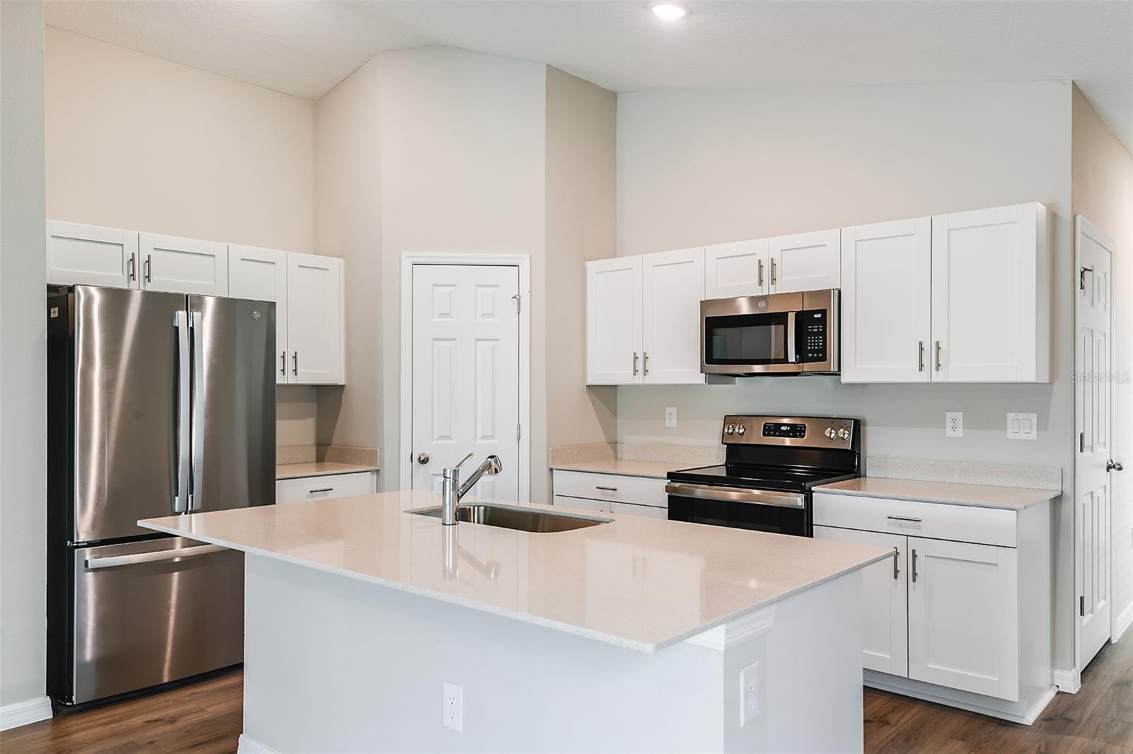 4055 GARDENIA AVE, LAKE HAMILTON, FL, 33851