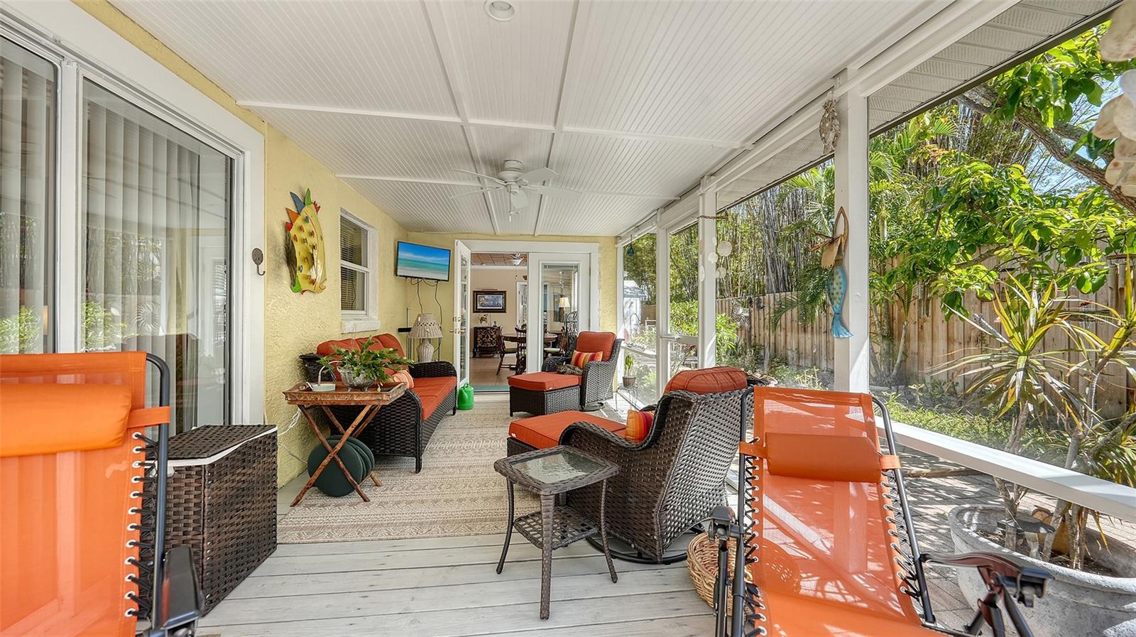 2332 ALAMEDA AVE, SARASOTA, FL, 34234