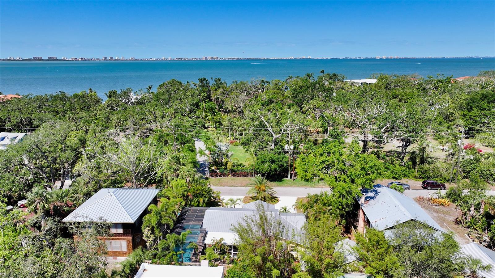 2332 ALAMEDA AVE, SARASOTA, FL, 34234